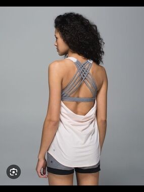 Lululemon Size 4 Wild Tank Light Pink Built In Bra